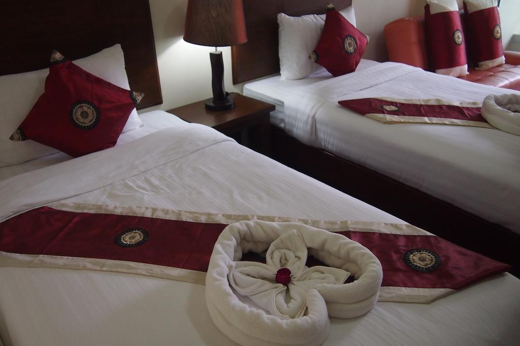 Ruen Narisra Resort Сукотаи Экстерьер фото