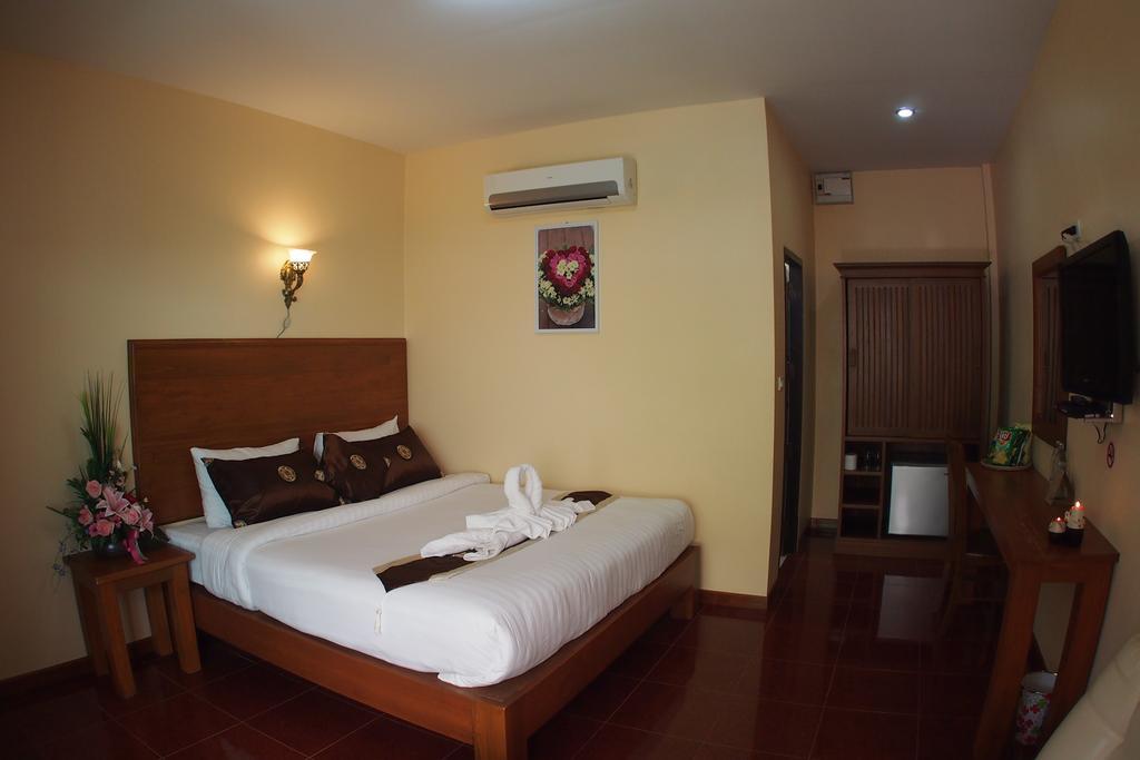 Ruen Narisra Resort Сукотаи Экстерьер фото