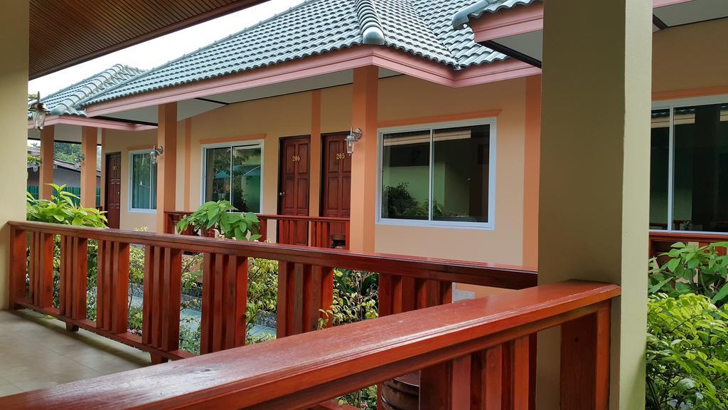 Ruen Narisra Resort Сукотаи Экстерьер фото