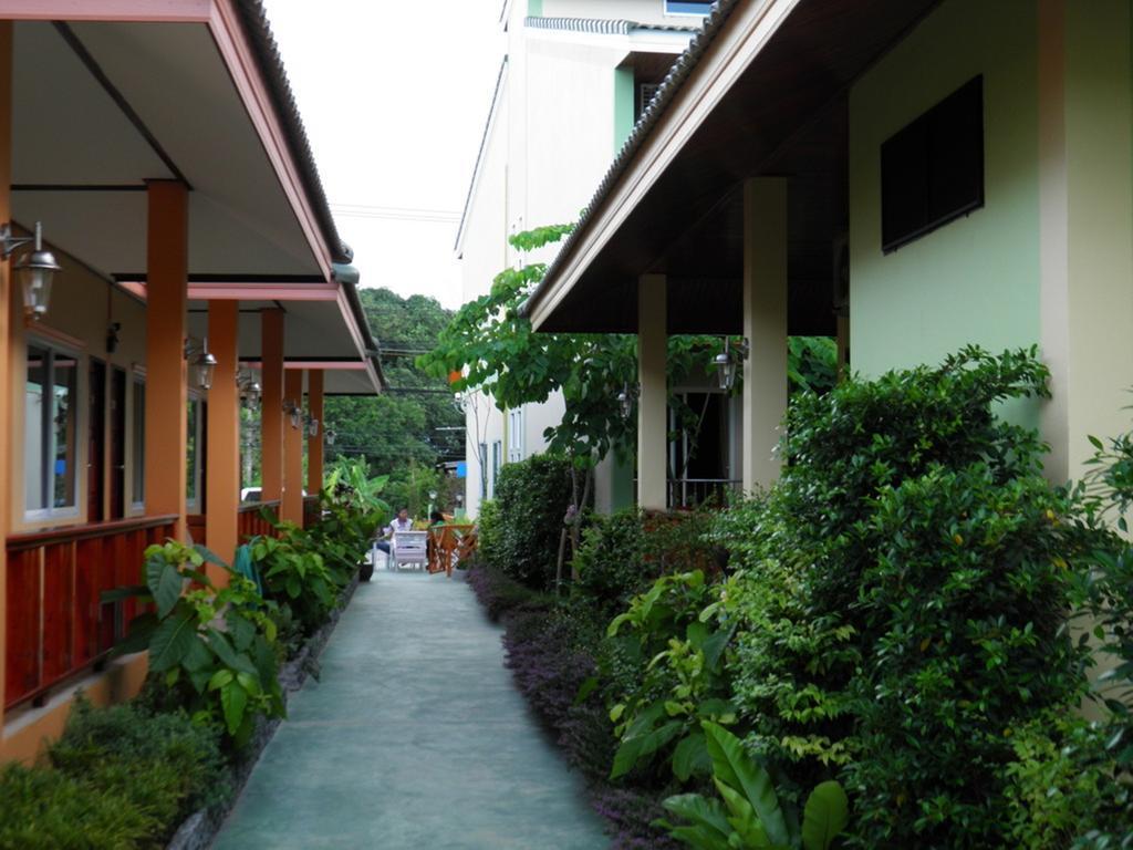 Ruen Narisra Resort Сукотаи Экстерьер фото